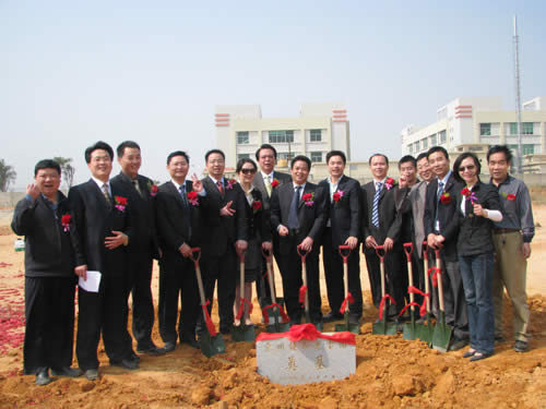 聯(lián)建光電的大家庭里，所有人齊心協(xié)力，眾志成城